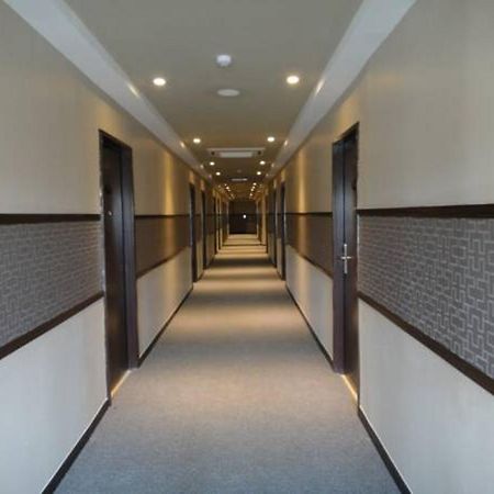 Galaxy Hotel Simpang Ampat  Exteriör bild